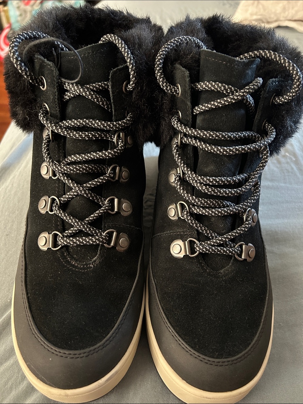 New! Size 10 Koolaburra by UGG Black Faux-Fur Cuff Ankle Boots with Tan Sole